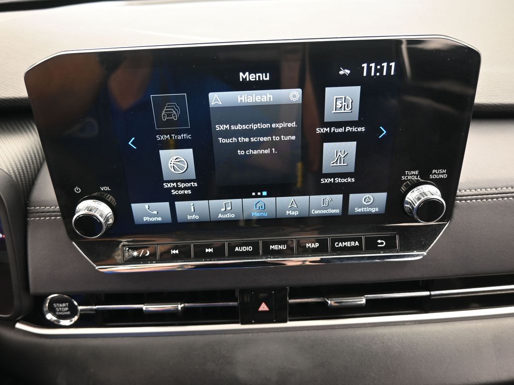 Used 2023 Cosmic Blue Metallic Mitsubishi SE Special Edition image 27