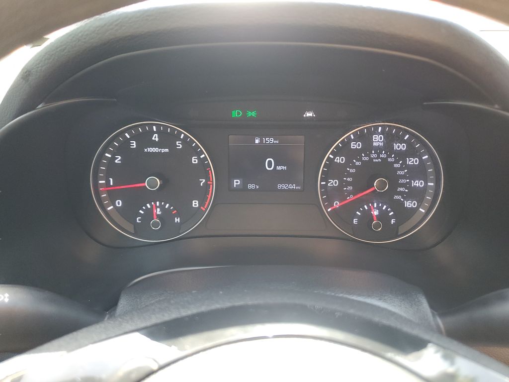 Used 2020 Silver Kia LXS image 21