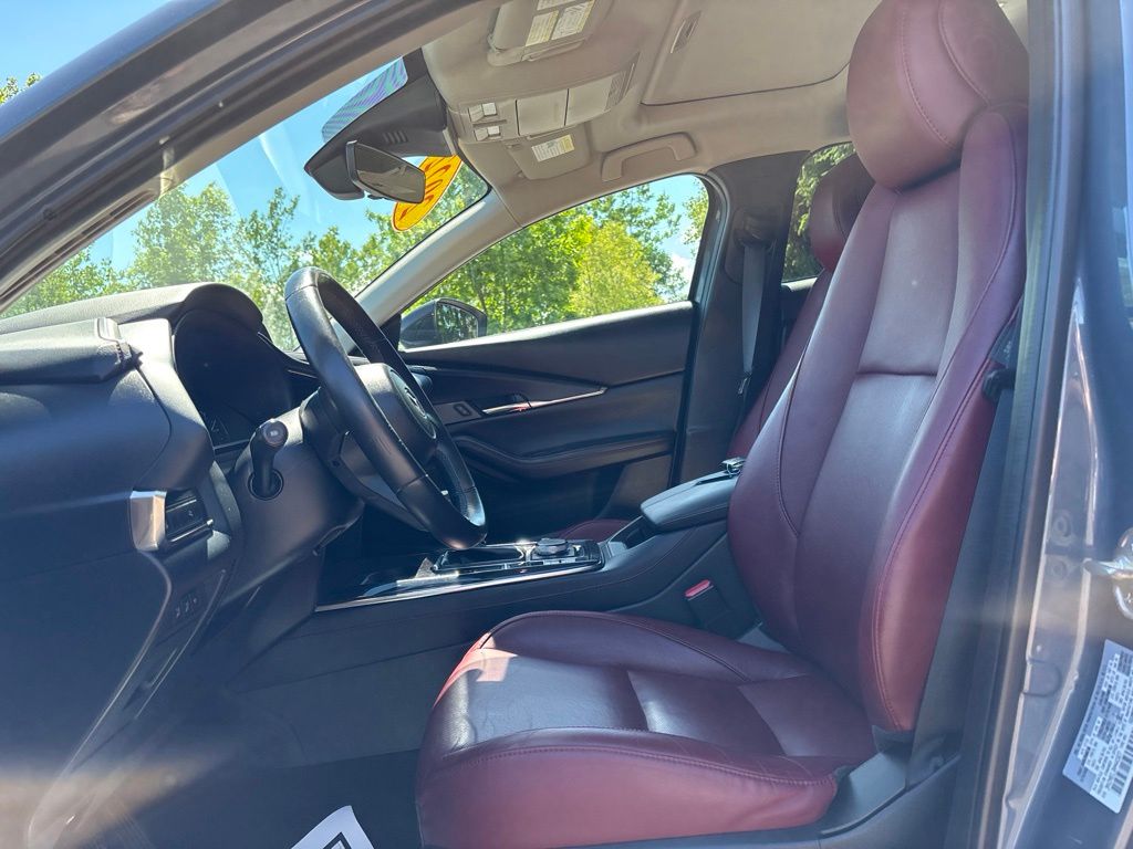 Used 2022 Gray Mazda 2.5 S Carbon Edition image 10