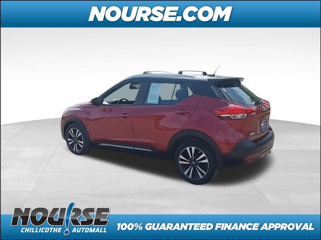 2020 Nissan Kicks SR photo