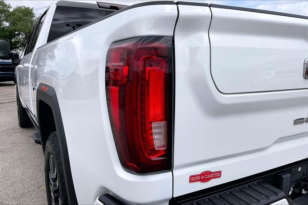 Used 2021 GMC Sierra 2500HD AT4 4D Crew Cab