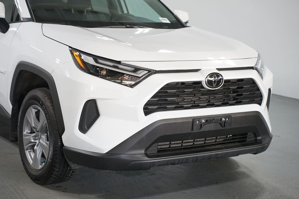 Thumbnail: 2025 Toyota RAV4 - 4