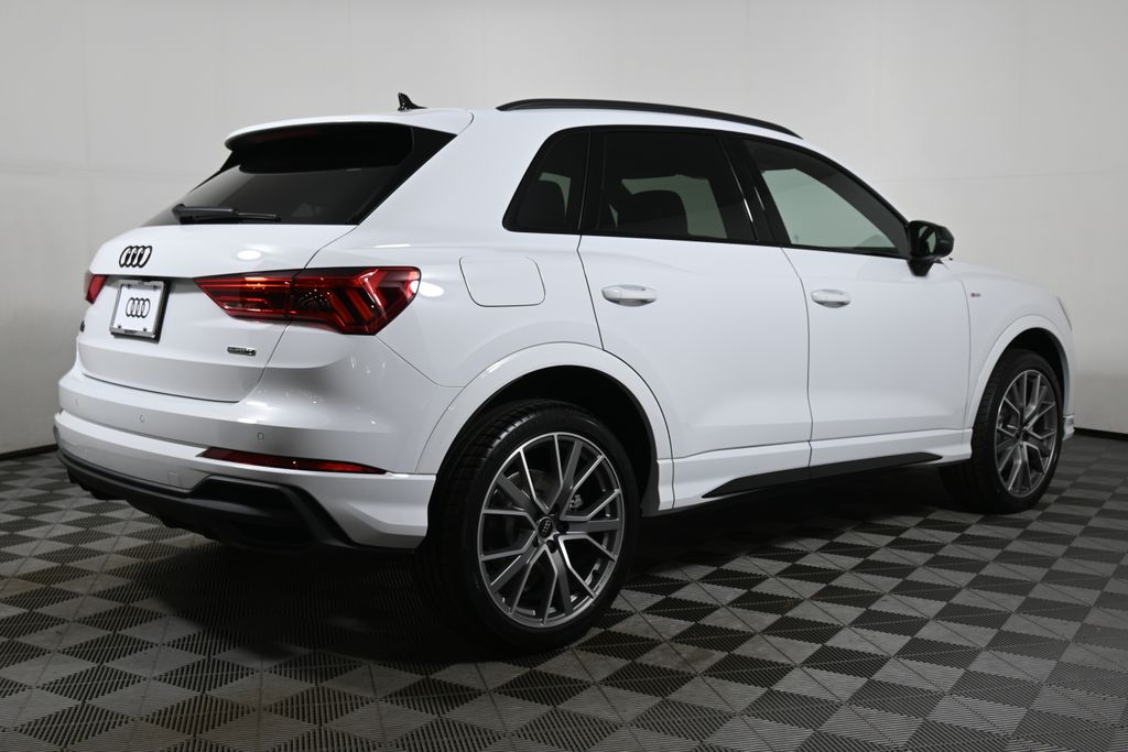 Thumbnail: 2025 Audi Q3 - 7