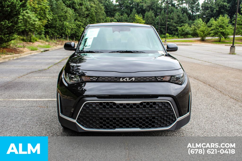 Used 2025 Black Kia LX image 9
