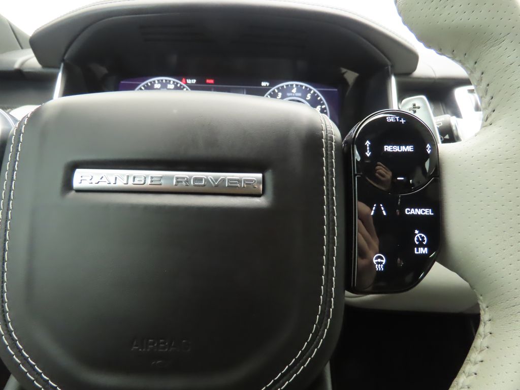 Thumbnail: 2018 Land Rover Range Rover Sport - 12