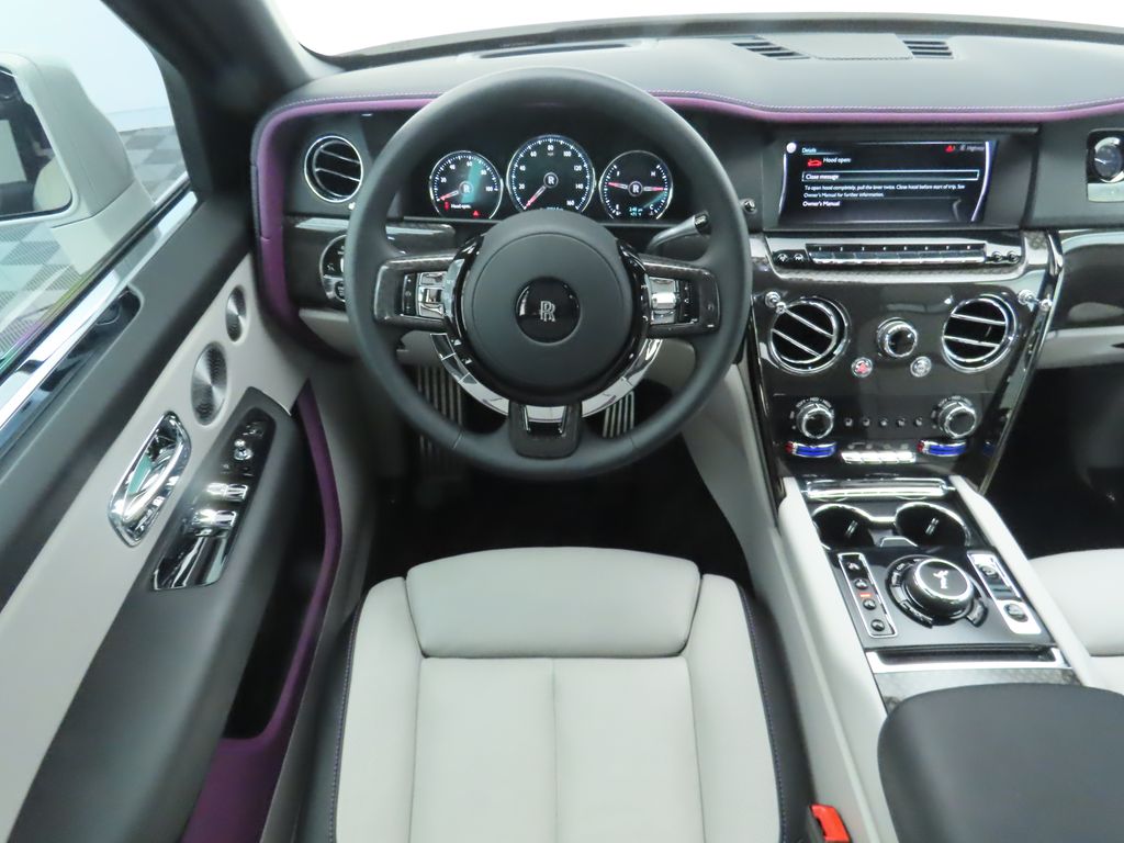Thumbnail: 2023 Rolls-Royce Cullinan - 10