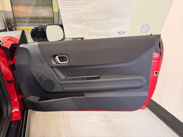 Thumbnail: 2026 MINI Cooper - 21