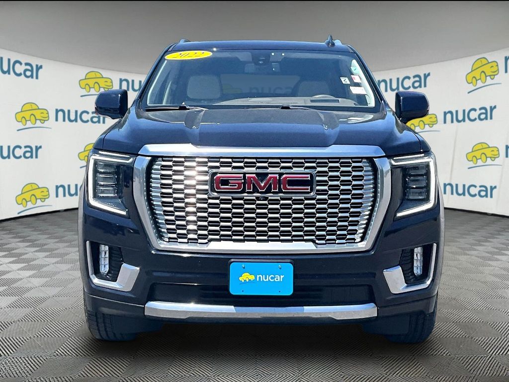 2022 GMC Yukon — photo 2