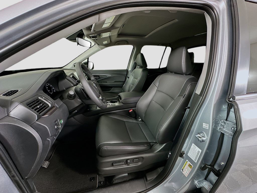 Thumbnail: 2026 Honda Ridgeline - 15