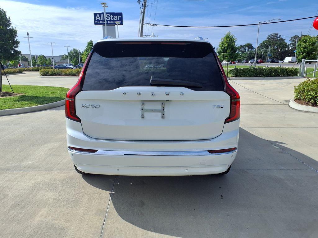 New 2026 White Volvo T8 Ultra image 6
