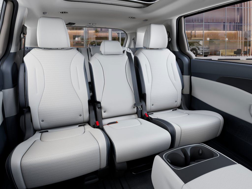 New 2026 Ivory Silver Kia SX Prestige image 16