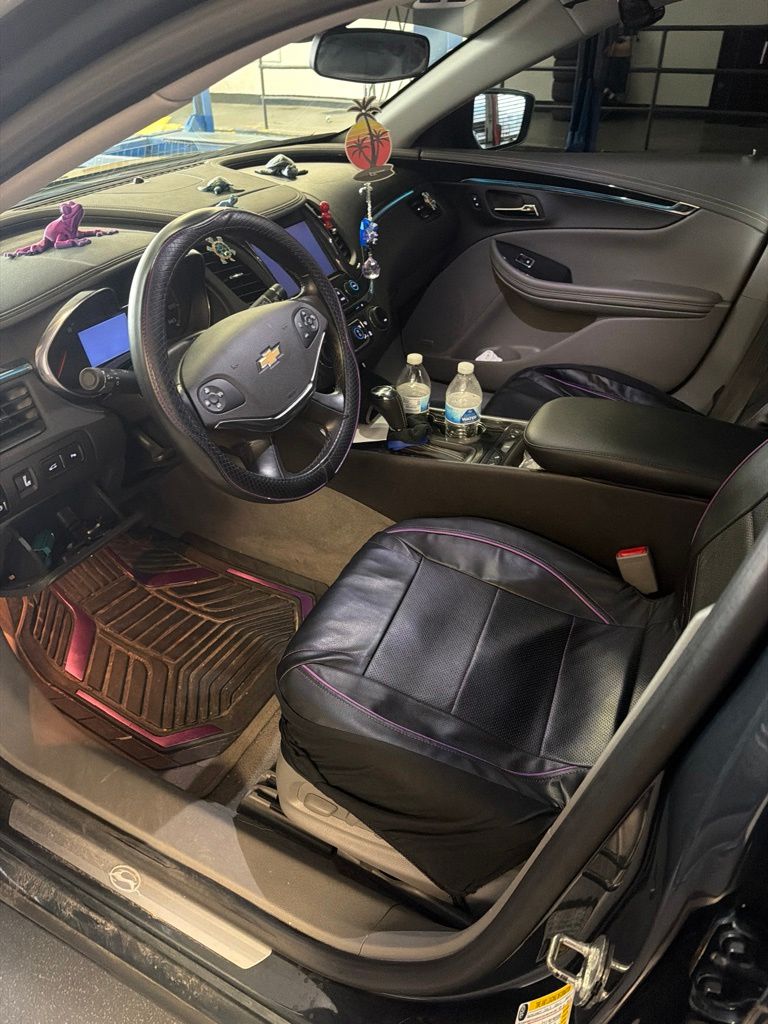 Gray (Graphite Metallic) 2018 Chevrolet Impala Sedan Front-Wheel Drive 6-Speed Automatic Overdrive