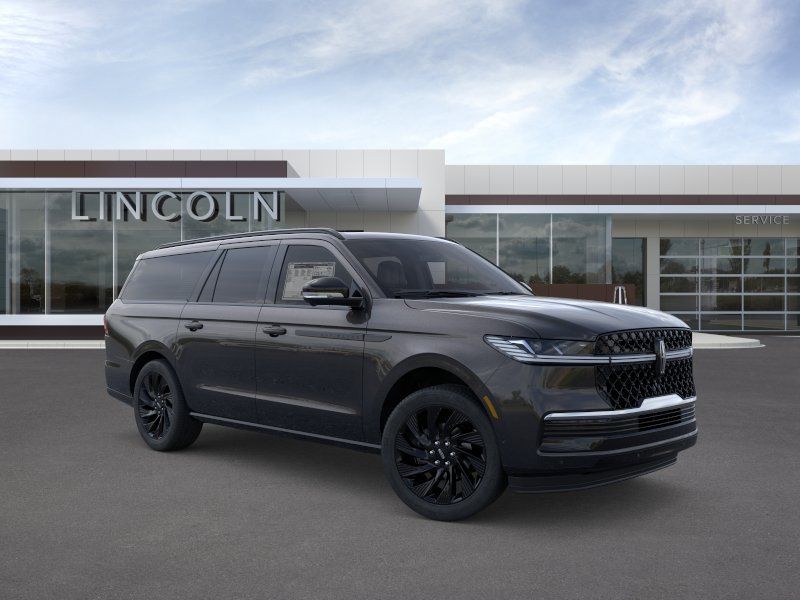 Thumbnail: 2026 Lincoln Navigator L - 7