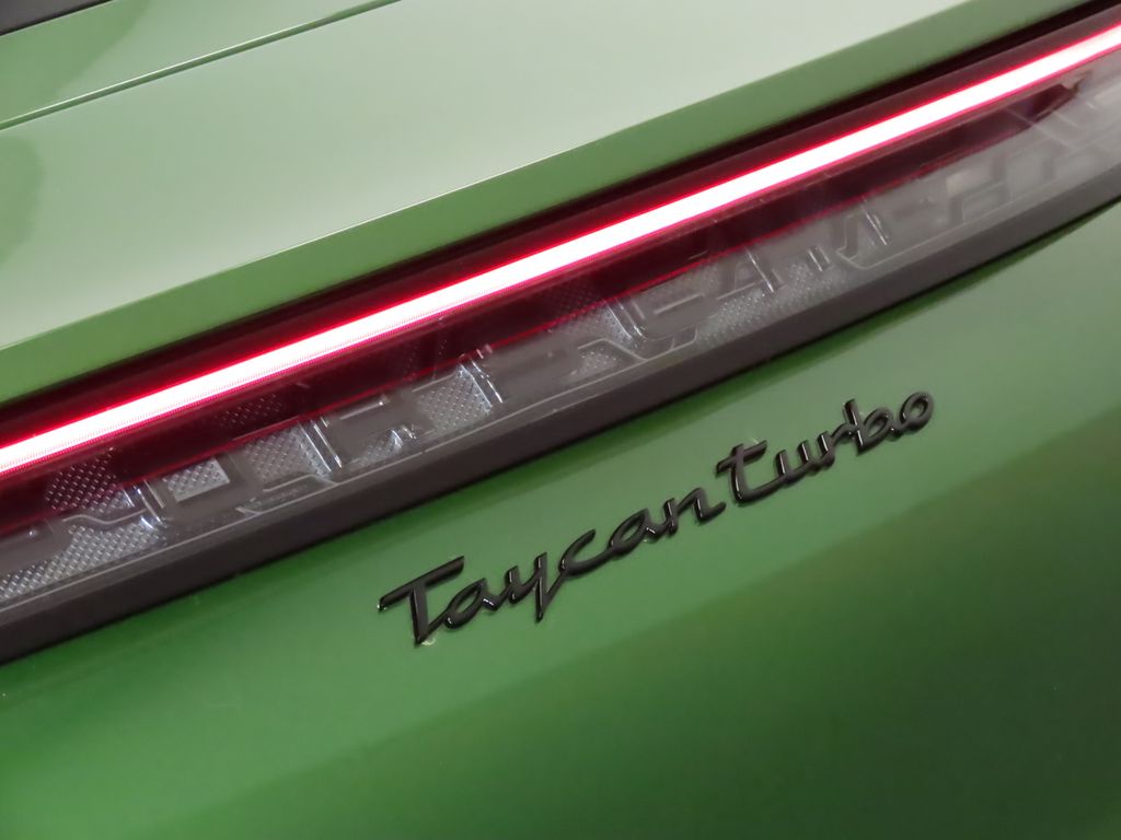 Thumbnail: 2023 Porsche Taycan - 12