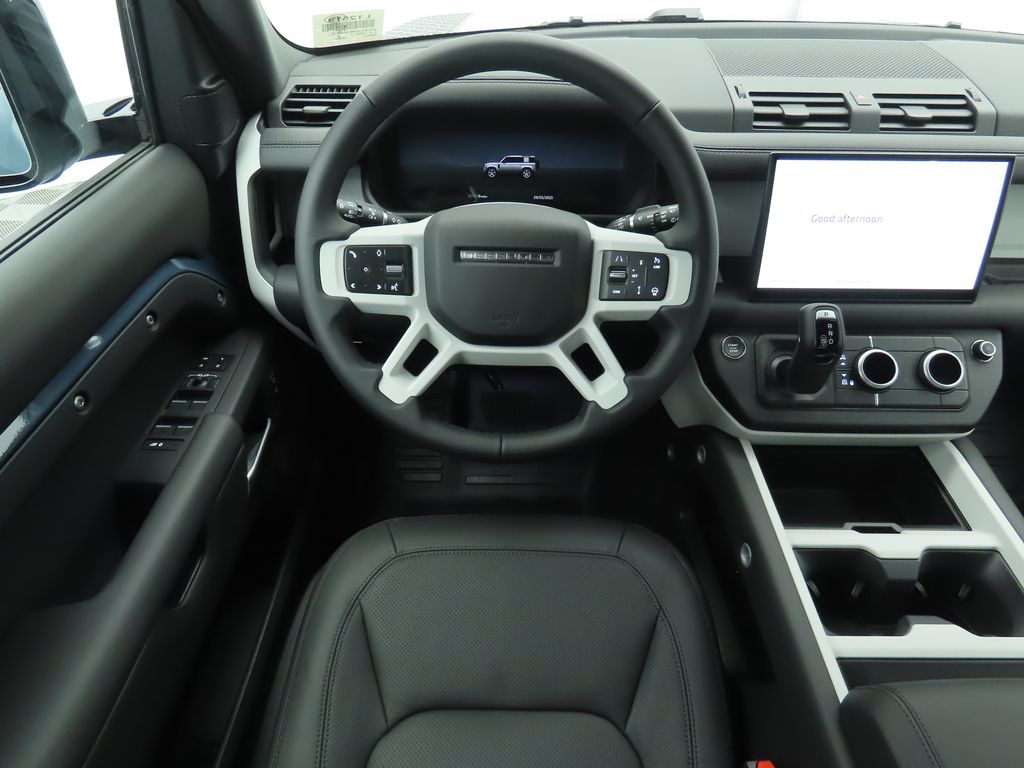 2025 Land Rover Defender 110 10