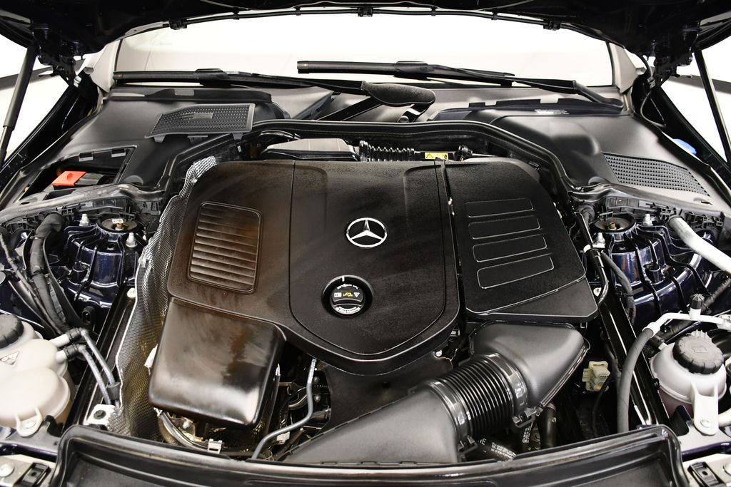 Thumbnail: 2022 Mercedes-Benz C-Class - 11