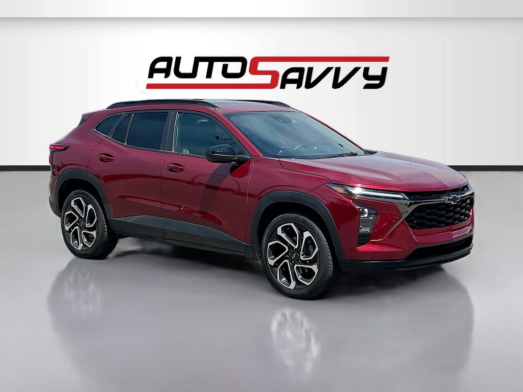  2025 Chevrolet Trax RS with 2RS FWD   