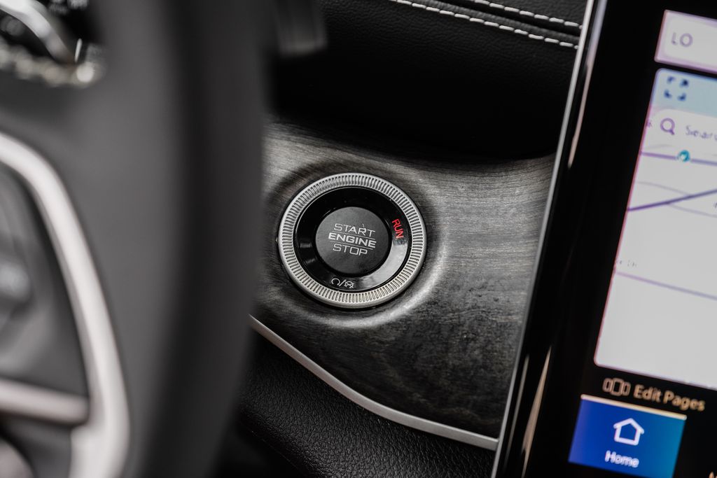 used 2023 Jeep Grand Cherokee car, priced at $34,153