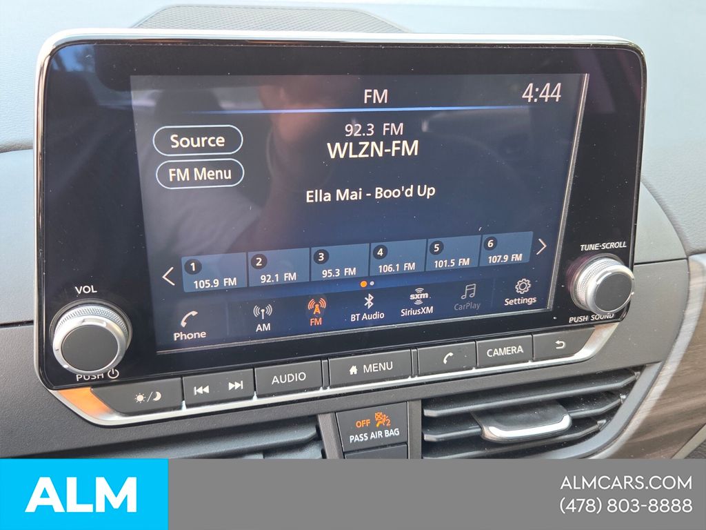 Used 2025 Red Nissan 2.5 SV image 23