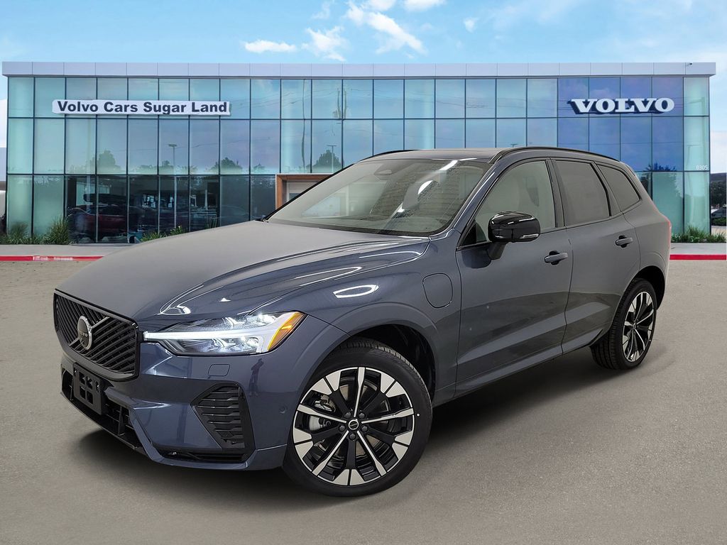 2026 Volvo XC60 B5 Plus AWD