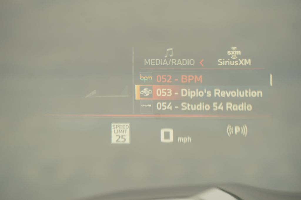 Thumbnail: 2026 BMW X7 - 8