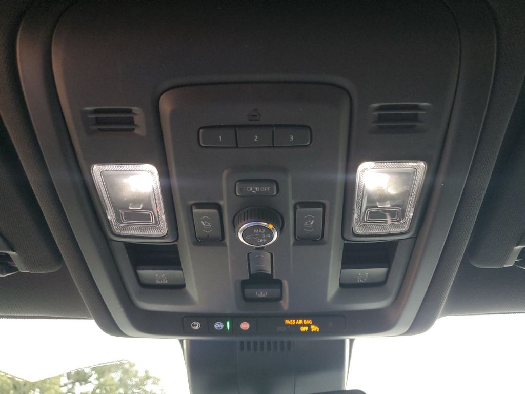 Used Car 2024 Gmc Yukon Xl  Slt For Sale Under $70,000 In Austin, Texas