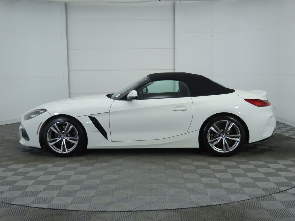 Thumbnail: 2025 BMW Z4 - 16