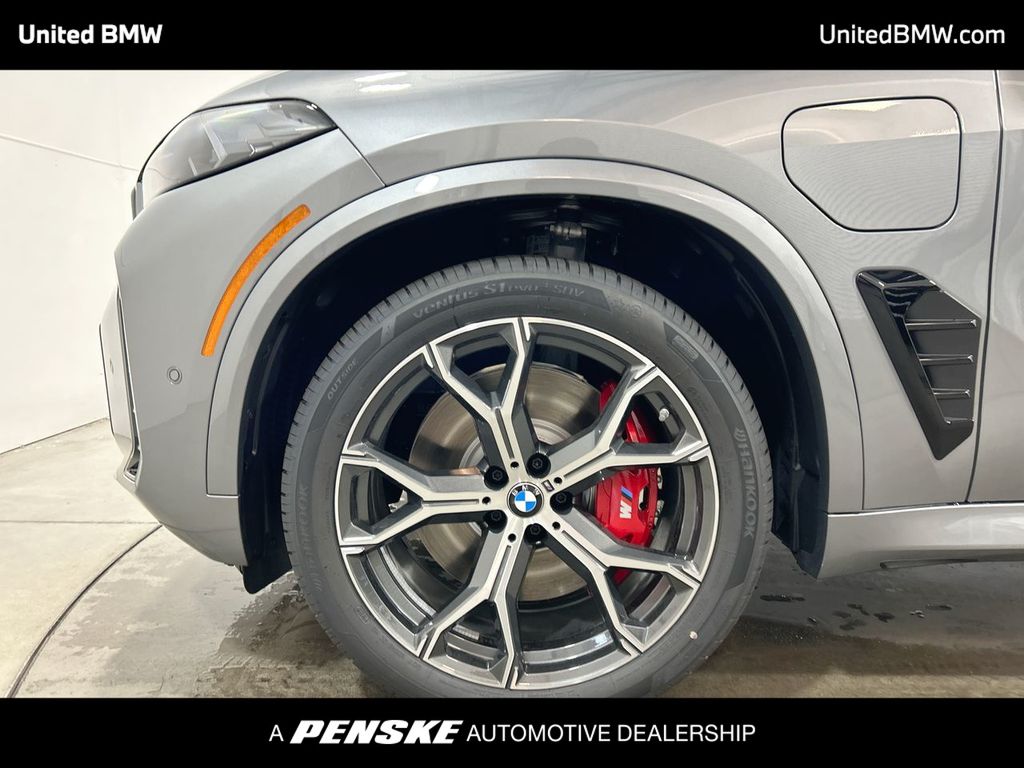 Thumbnail: 2026 BMW X5 - 10