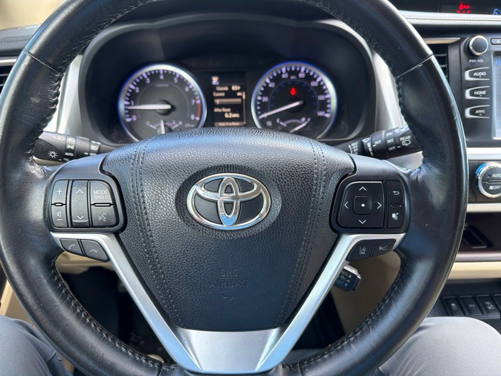 Used 2018 Toyota Highlander SUV