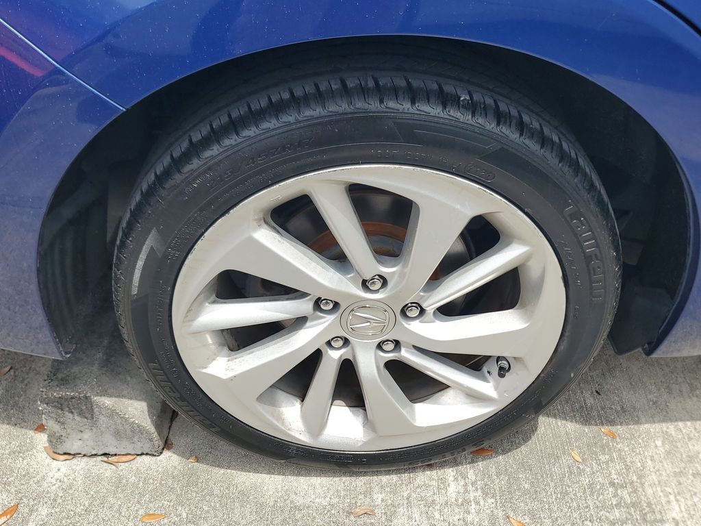 2017 Acura ILX - $11,688