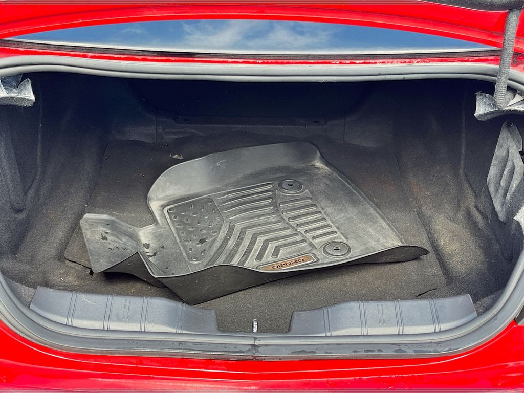 Used 2018 Red Chevrolet SS image 25