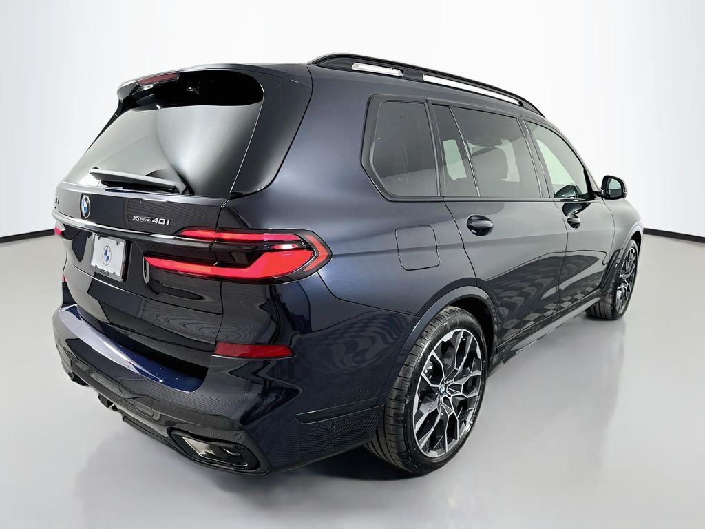 Thumbnail: 2027 BMW X7 - 5