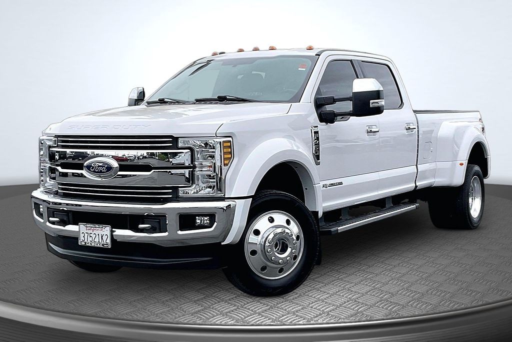 Oxford White 2018 Ford F-450 Super Duty Pickup Truck Four-Wheel Drive 6-Speed Automatic