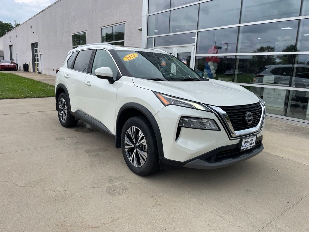 Pearl White Tricoat 2023 Nissan Rogue SUV / Crossover All-Wheel Drive Continuously Variable Transmission