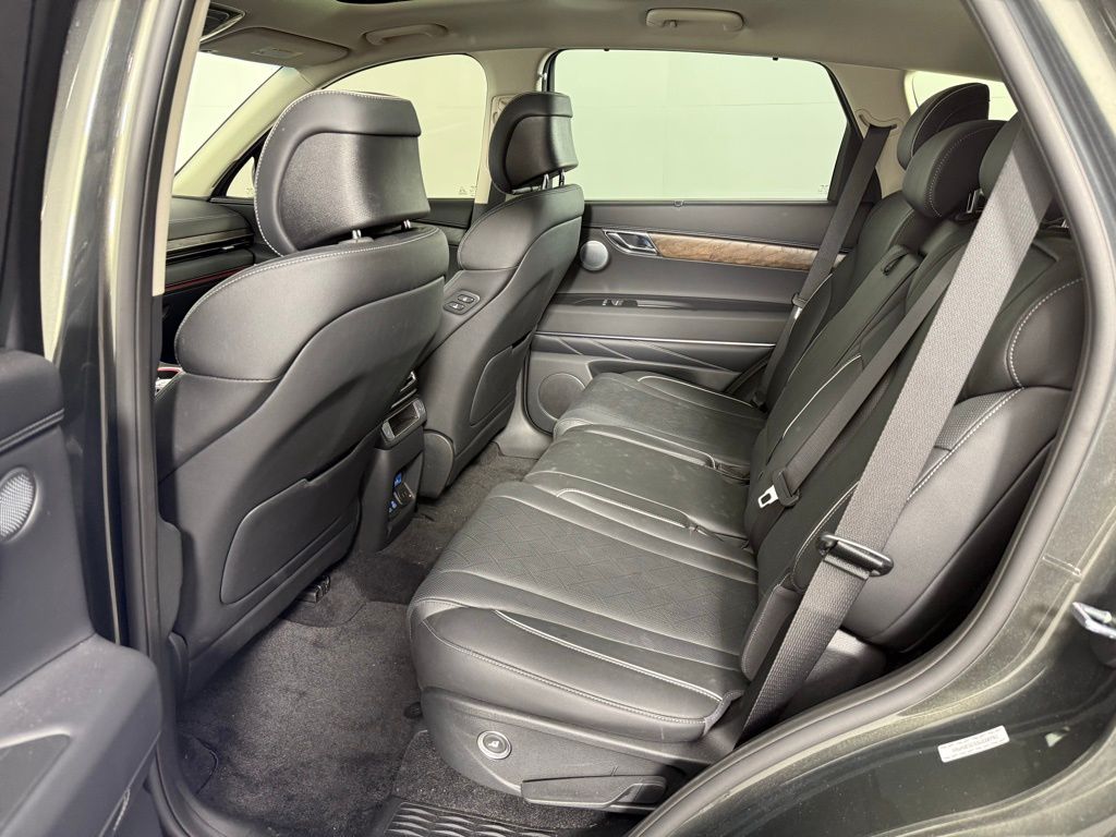 2025 Genesis GV80 3.5T 16