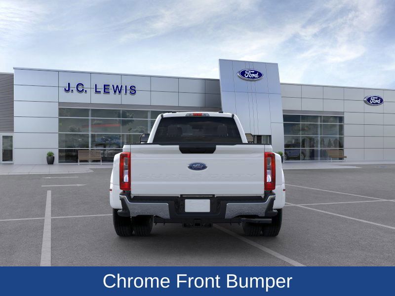 2025 Ford F-350 Super Duty XL