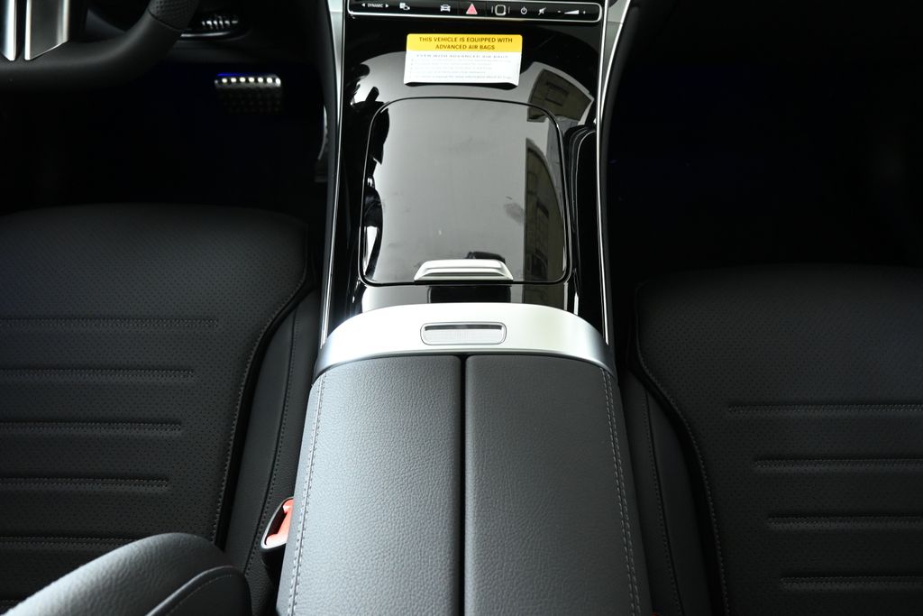 2025 Mercedes-Benz GLC 300 18