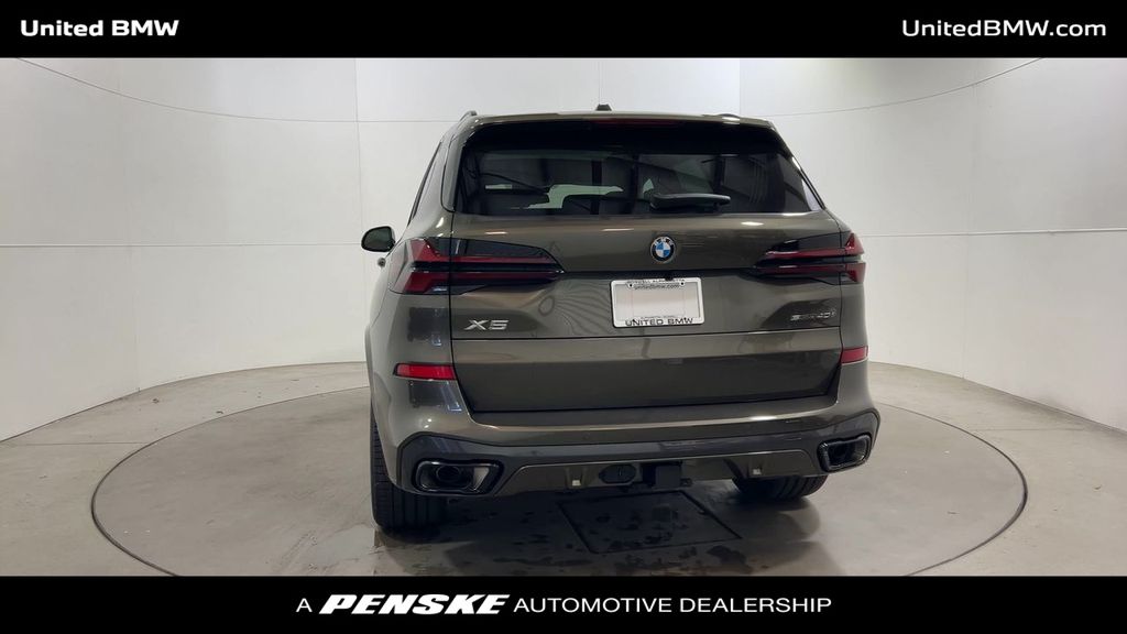 Thumbnail: 2026 BMW X5 - 7