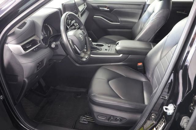 2024 Toyota Highlander XLE Midnight Black Metallic - Grieco Acura - Image 21