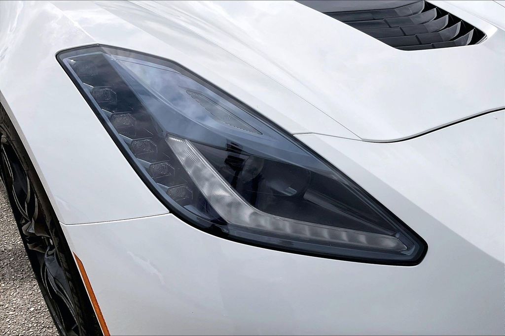 Used 2016 Chevrolet Corvette Stingray 2D Coupe