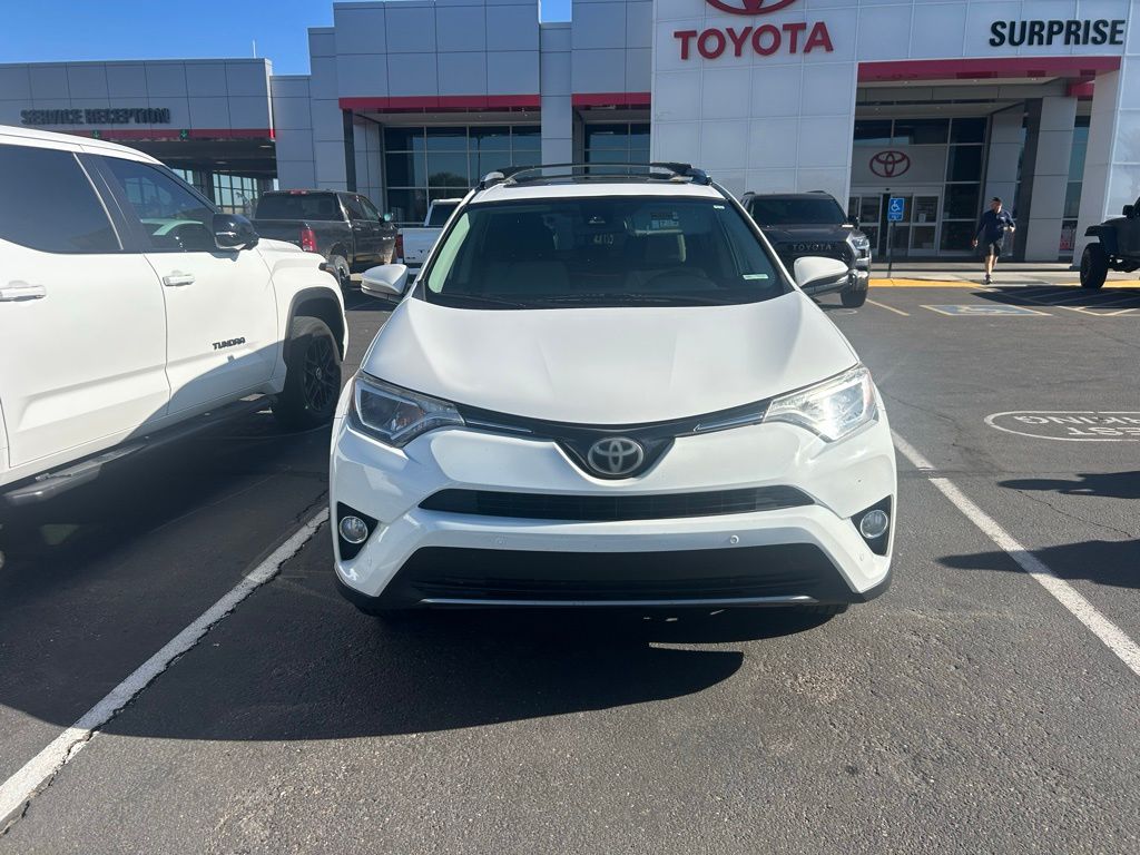 Thumbnail: 2017 Toyota RAV4 - 2