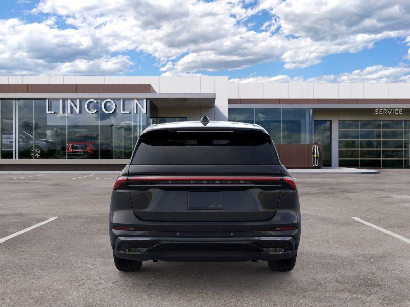 New 2026 Infinite Black Metallic Clearcoat Lincoln Premiere image 5