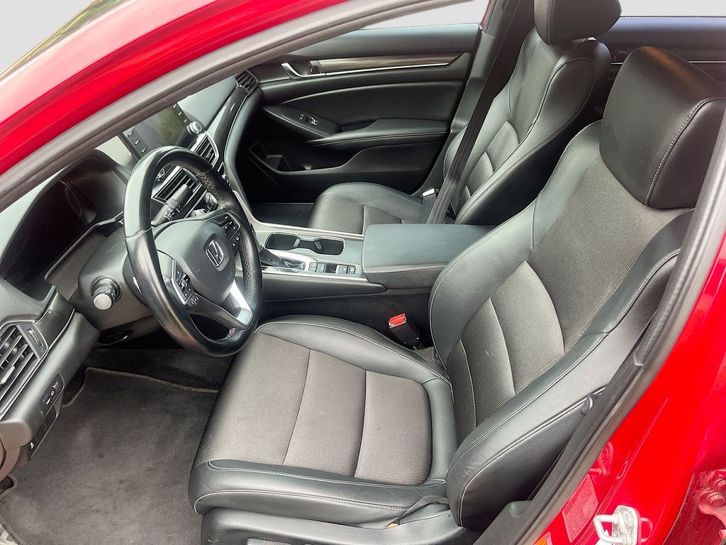 Used 2021  Honda Sport image 20