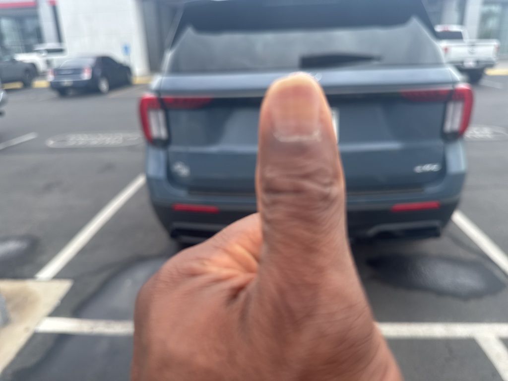 2025 Ford Explorer ST-Line 6