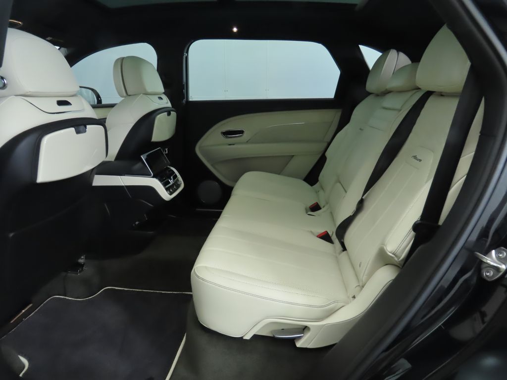 Thumbnail: 2023 Bentley Bentayga - 22
