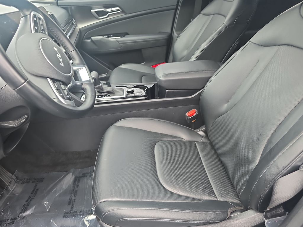 Used 2025 Kia Sportage SUV