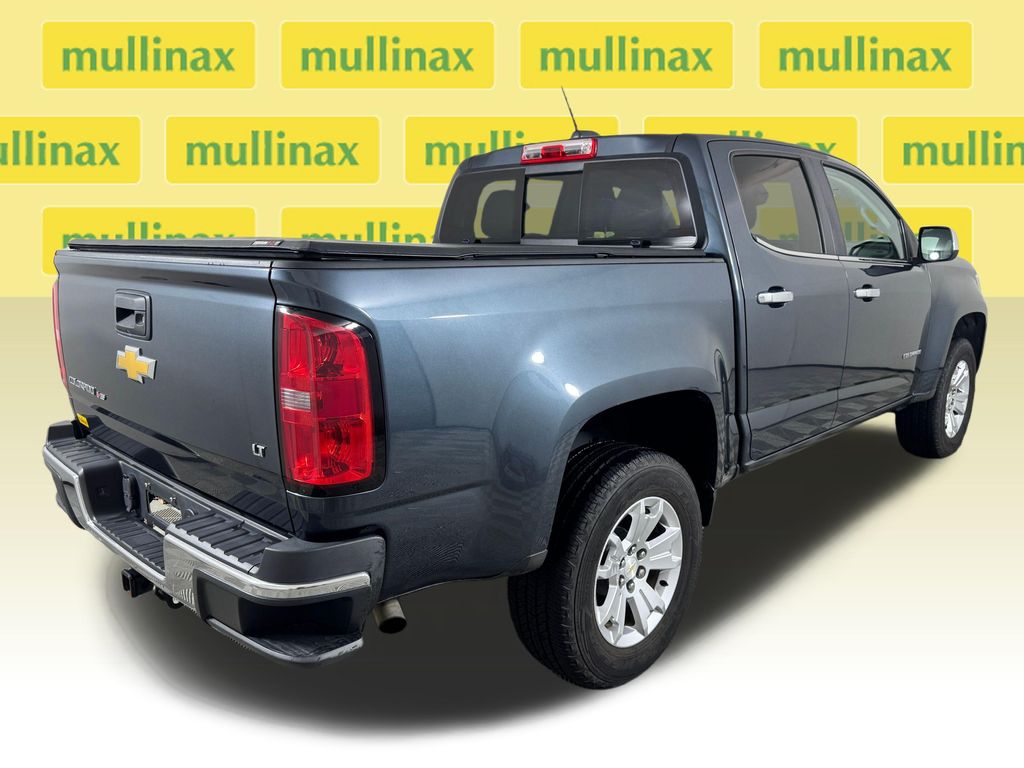 Used 2019 Gray Chevrolet LT image 4