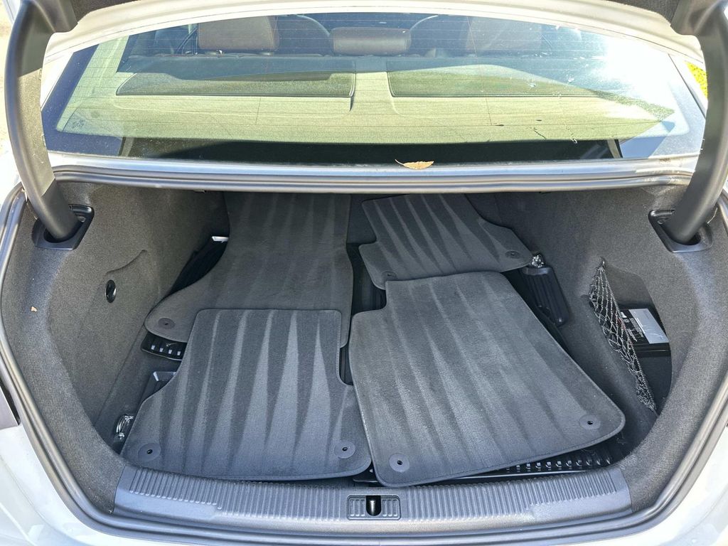 Thumbnail: 2016 Audi A6 - 29