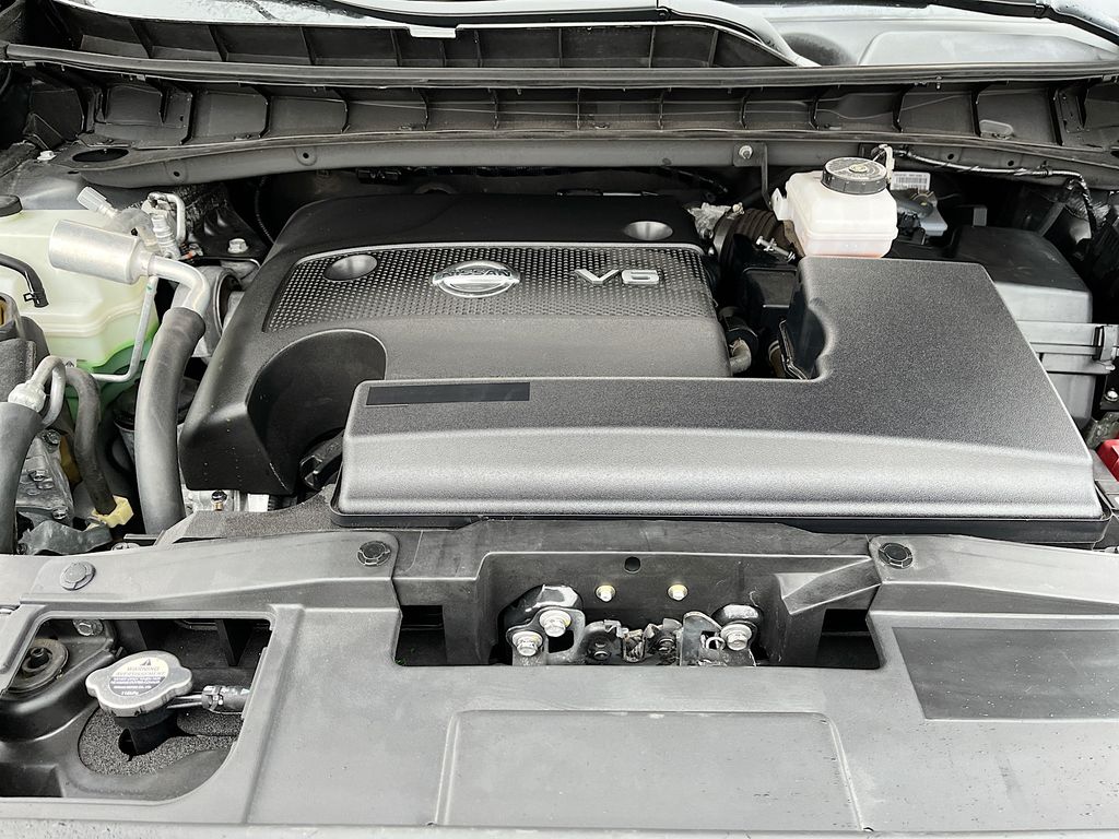 Used 2023 Gray Nissan SL image 29