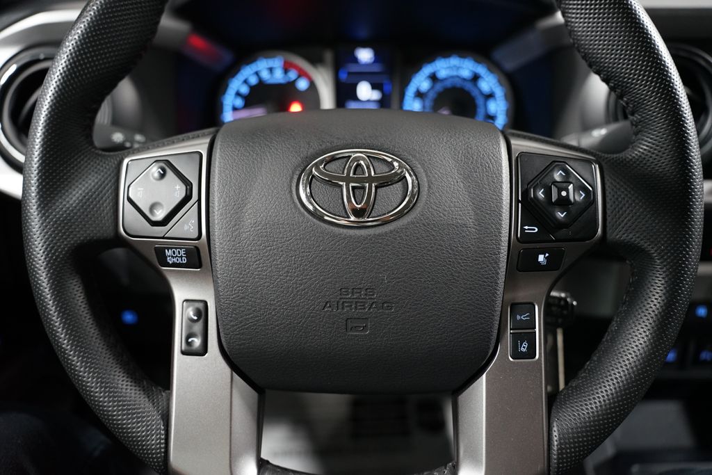 2022 Toyota Tacoma SR5 13